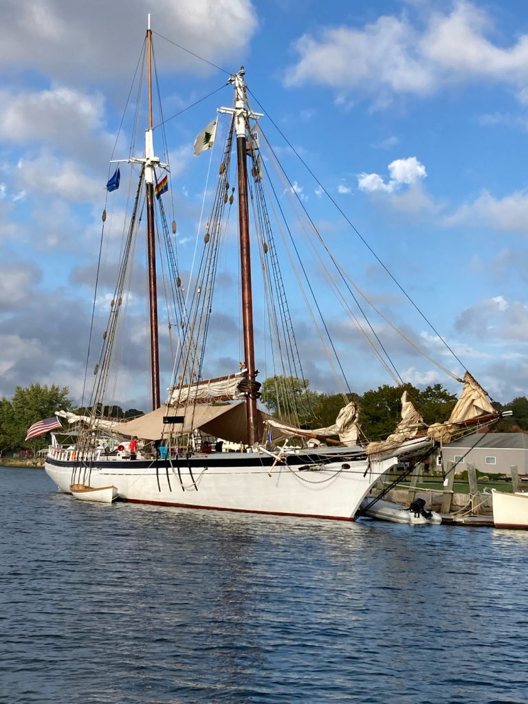 Photo via Historic Harbor Tours of Mystic website. 