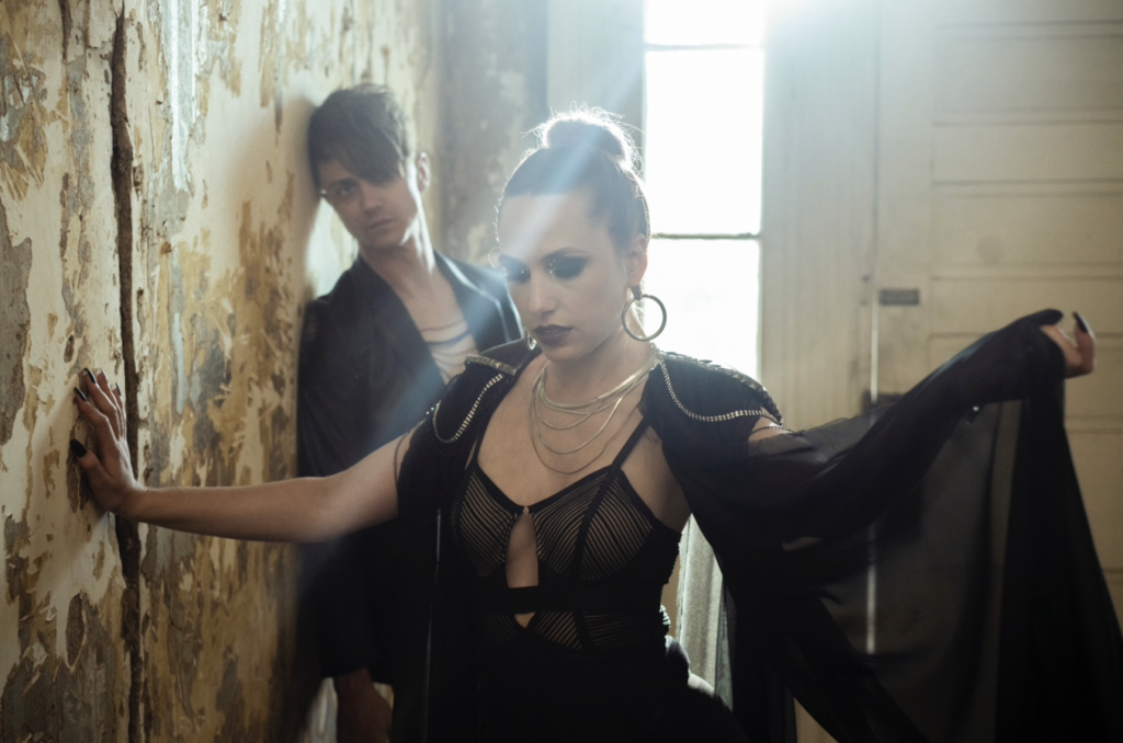 Icon for hire to perform at Space Ballroom in Hamden, Connecticut 