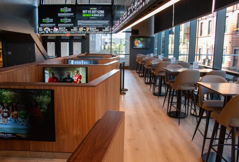 xlsportsbar1 preview 768x521