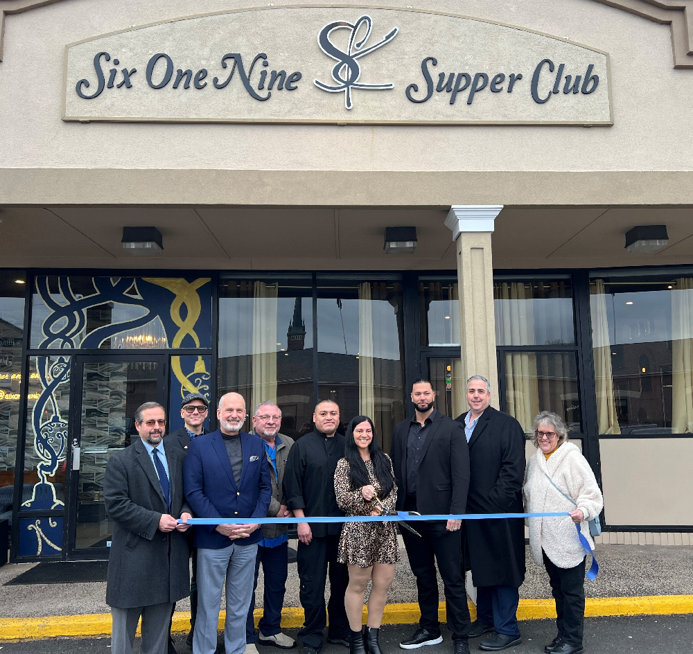 Six-One-Nine Supper Club opens in Wallingford, Connecticut 