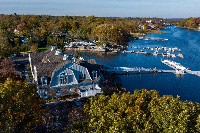 Saugatuck boat house in westport, connecticut