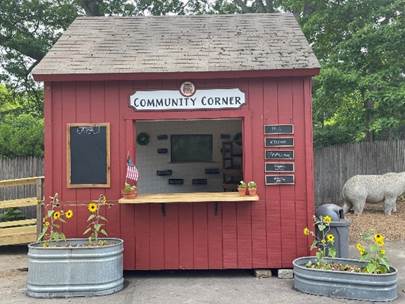 Community corner at Connecticut's Beardsley Zoo in Bridgeport, Connecticut open weekends to Artisans and Small businesses 