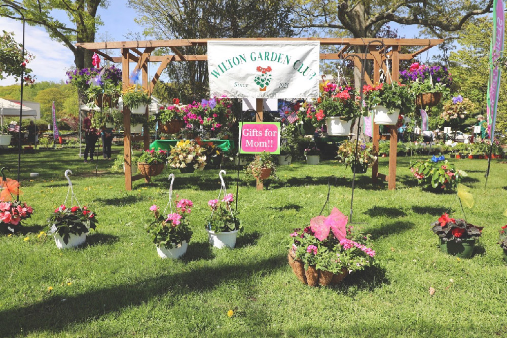 Wilton Garden Club’s Mother’s Day Plant Sale in wilton, connecticut in may 2024