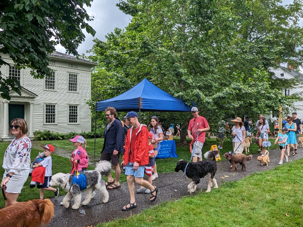 The Litchfield’s Historical Society’s Annual July 4th Pet Parade in litchfield connecticut