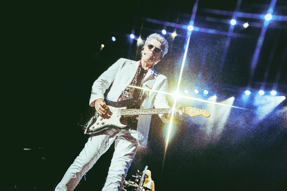 Tom Bailey performs at the Totally Tubular Festival at Hartford Healthcare Amphitheater in Bridgeport, Connecticut photos by Jessie Fuentes