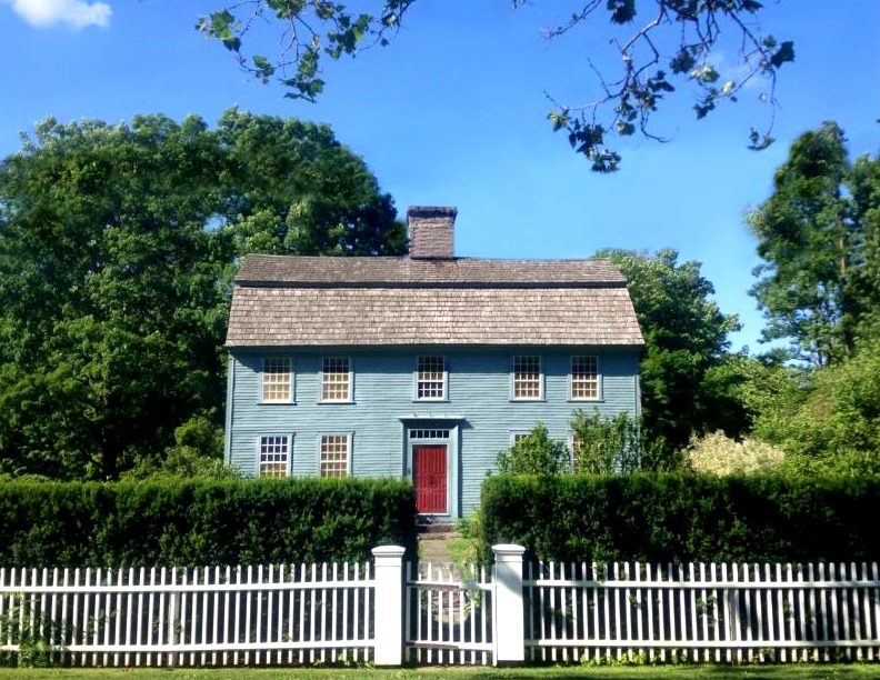  Glebe House Museum  is looking for volunteers 