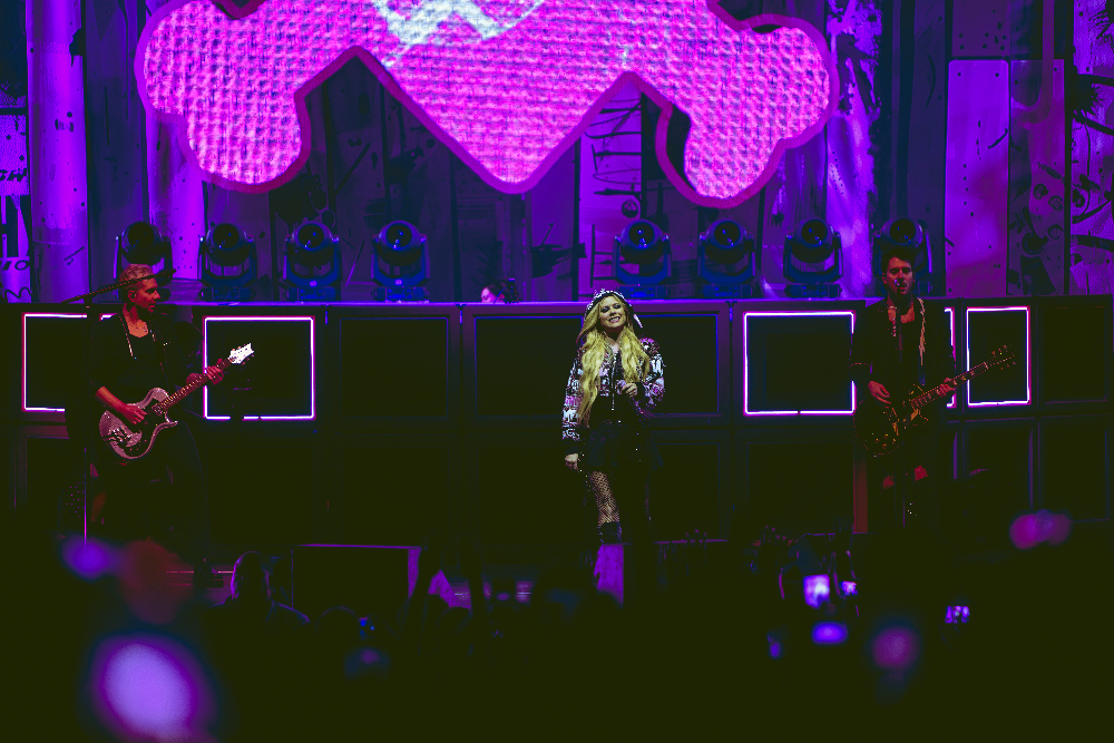 photos of Avril Lavigne tour at Xfinity Theatre in Hartford, Connecticut in August 21, 2024 photo by Jessie Fuentes // Finding Connecticut