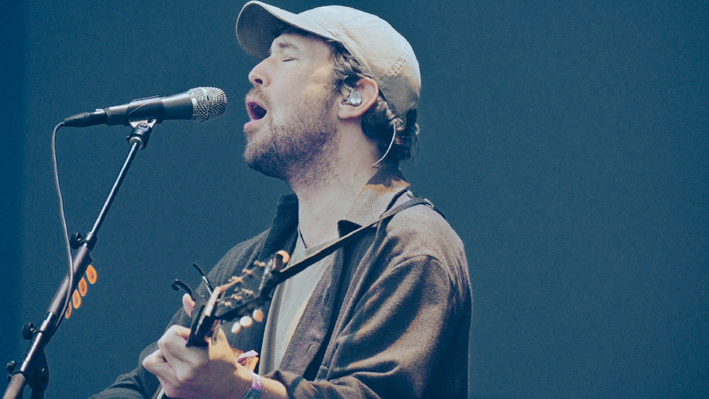 Robin Pecknold of Fleet Foxes at Soundside Music Festival in Bridgeport, Connecticut, on September 28, 2024 photo by Kris Forland