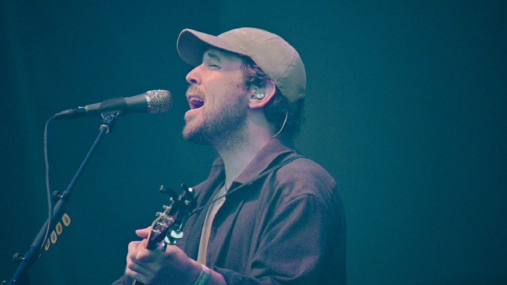 Robin Pecknold of Fleet Foxes at Soundside Music Festival in Bridgeport, Connecticut, on September 28, 2024 photo by Kris Forland