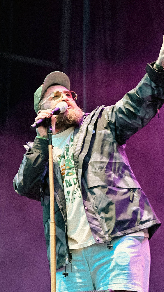 Teddy Swims at Soundside Music Festival in Bridgeport, Connecticut, on September 29, 2024 photo by Kris Forland