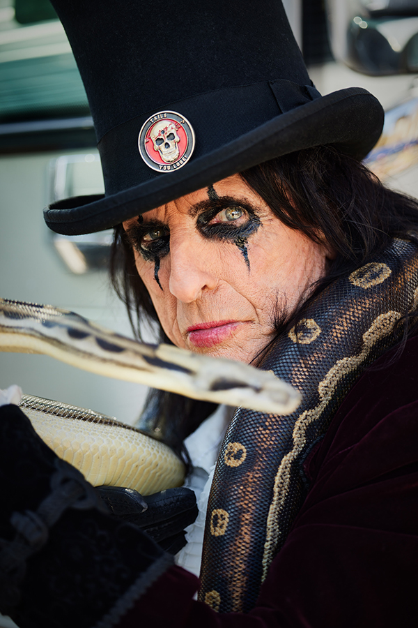 Alice Cooper to perform at Mohegan Sun in May 2025