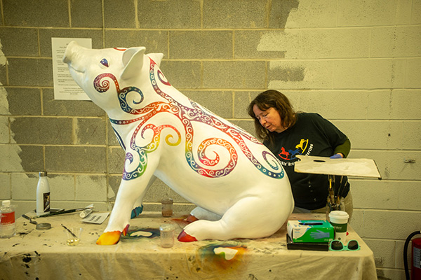 Artist of Stamford Downtown OINK Art in Public Places photo by HappyHaHA