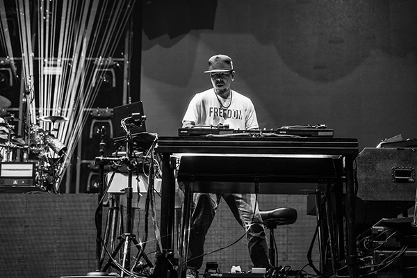 Incubus performs at Mohegan Sun on June 28, 2025 photo by Jessie Fuentes