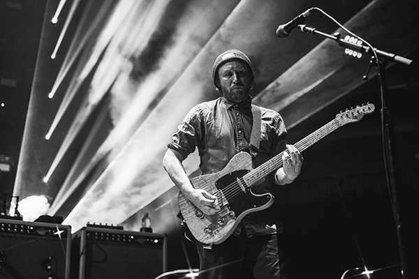 Incubus performs at Mohegan Sun on June 28, 2025 photo by Jessie Fuentes