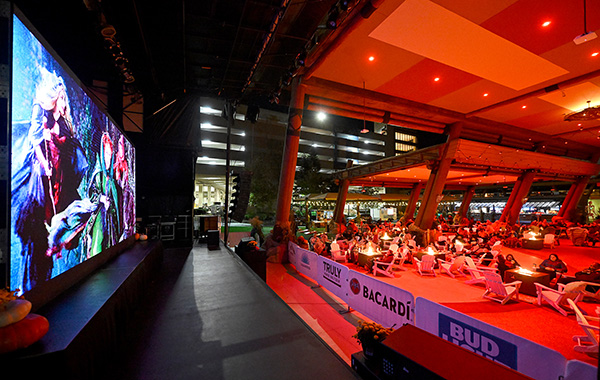 Moonlit movies returns to Mohegan sun in Uncasville connecticut in October 2025 free event 