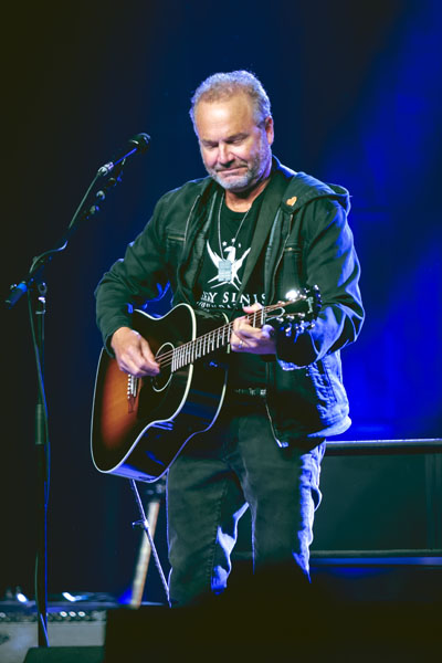 Five for Fighting performs at the Big E photo by Jessie Fuentes 
