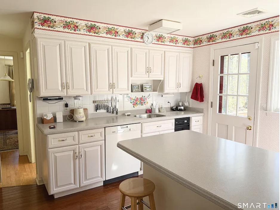 279 Cheese Spring Rd in wilton Connecticut