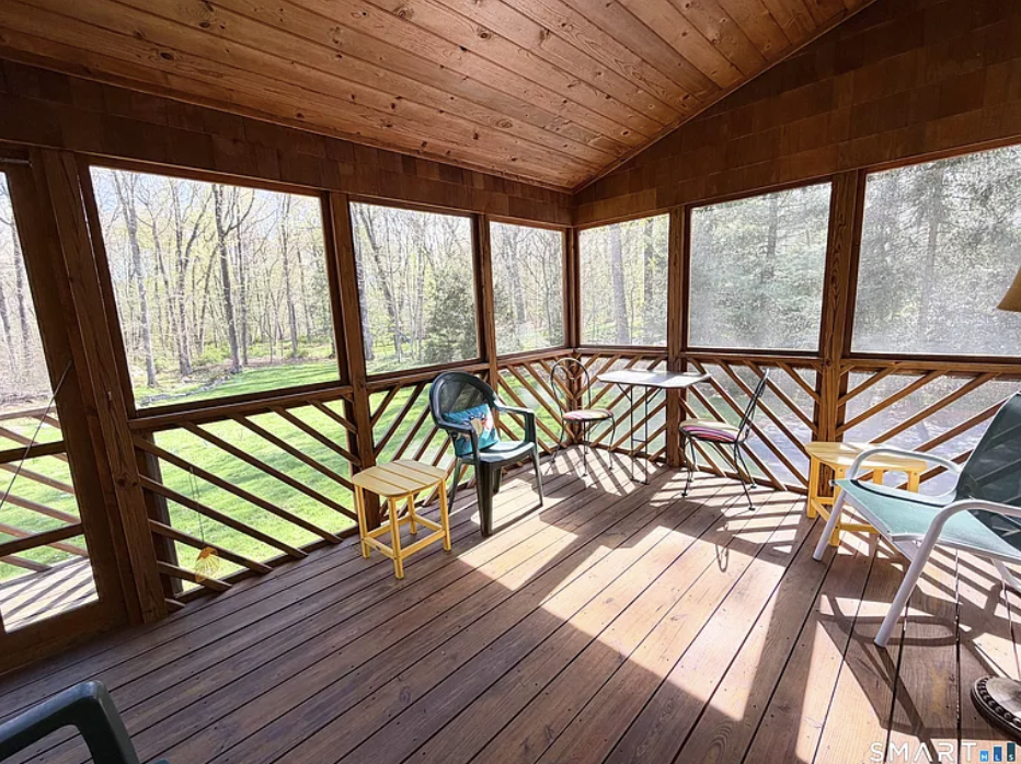 279 Cheese Spring Rd in wilton Connecticut