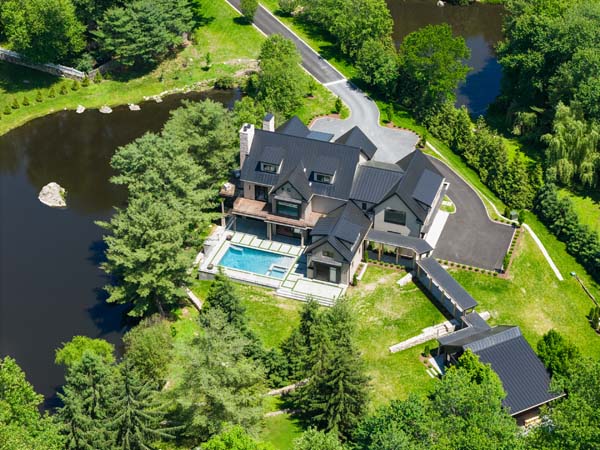 259 Frogtown Round in New Canaan Connecticut